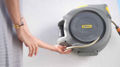 Hozelock  Duvara Monte 20 m Hortumlu Otomatik Geri Sarmalı Hortum Toplama Makara Seti