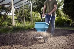 GARDENA GÜBRE TOHUM TUZ SERPME MAKİNESİ