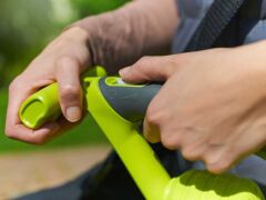 RYOBİ YAPRAK ÜFLEME / TOPLAMA  MAKİNASI 3000W ELEKTRİKLİ 3 Yıl Garanti